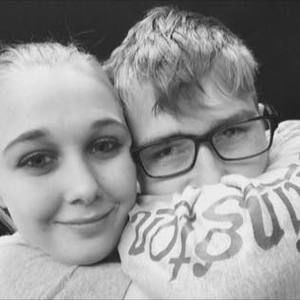 Meet your Posher, Cody